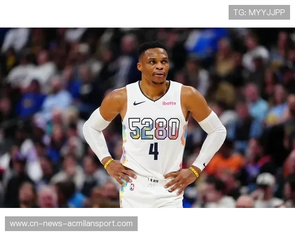 联盟热议：威少该首发还是替补？数据告诉你真相！