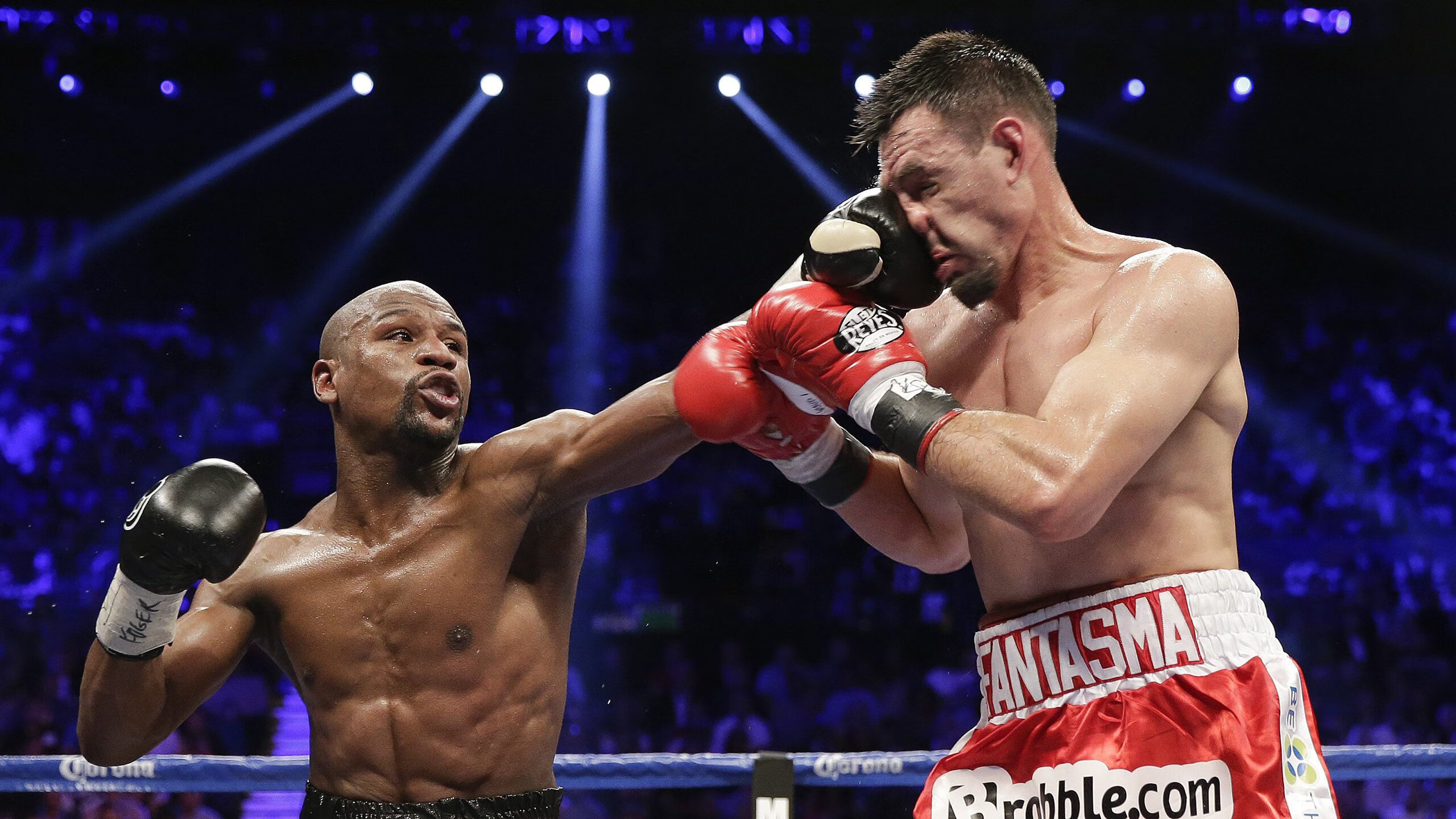 C罗表达对球迷支持的真诚感谢,c罗对球迷温馨场景