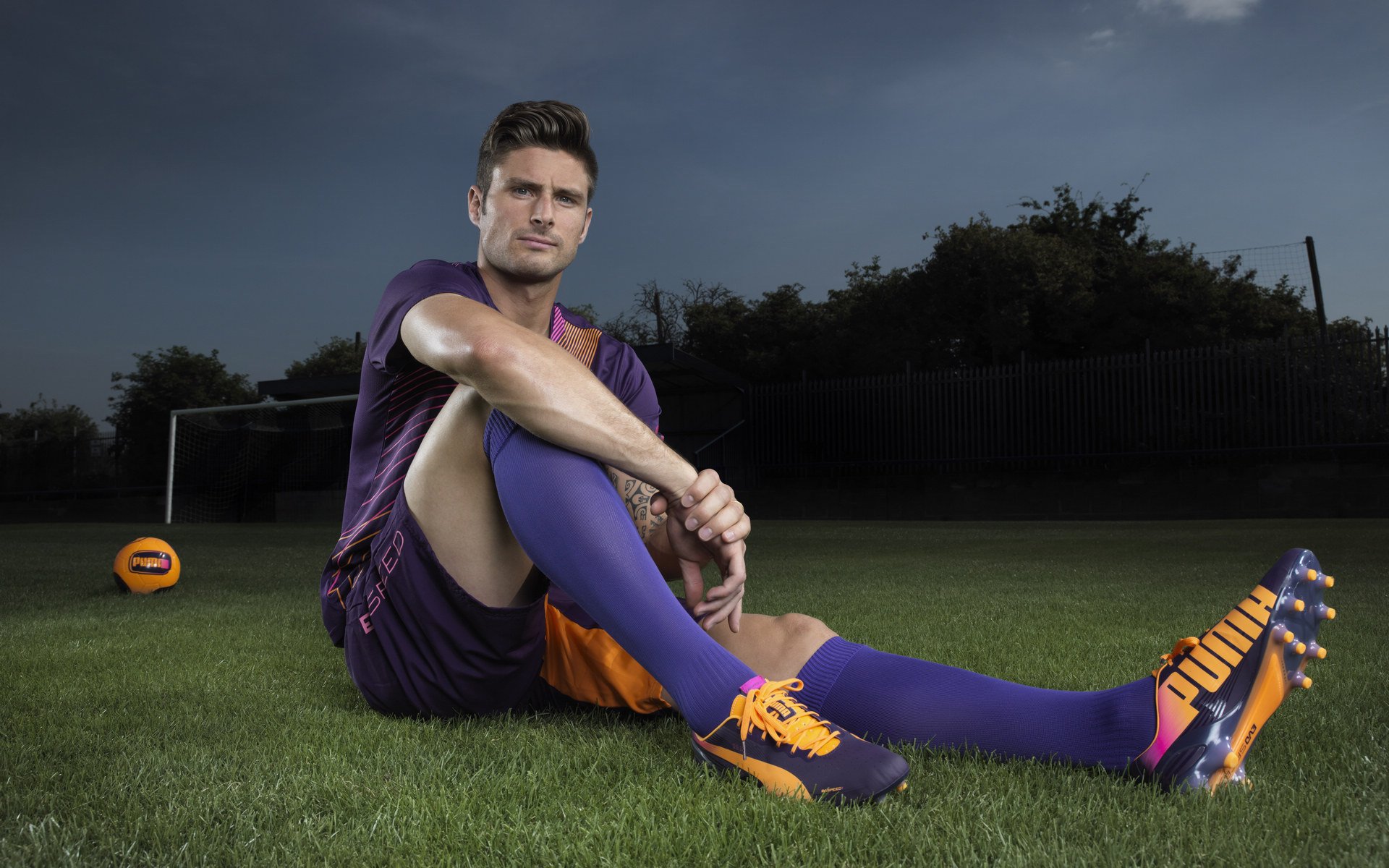 “马丁·高尔西：阿根廷橄榄球的新兴力量，助美洲狮队破局”